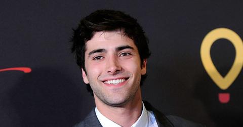 pn//uploads/fe b ef acf ddbdca__