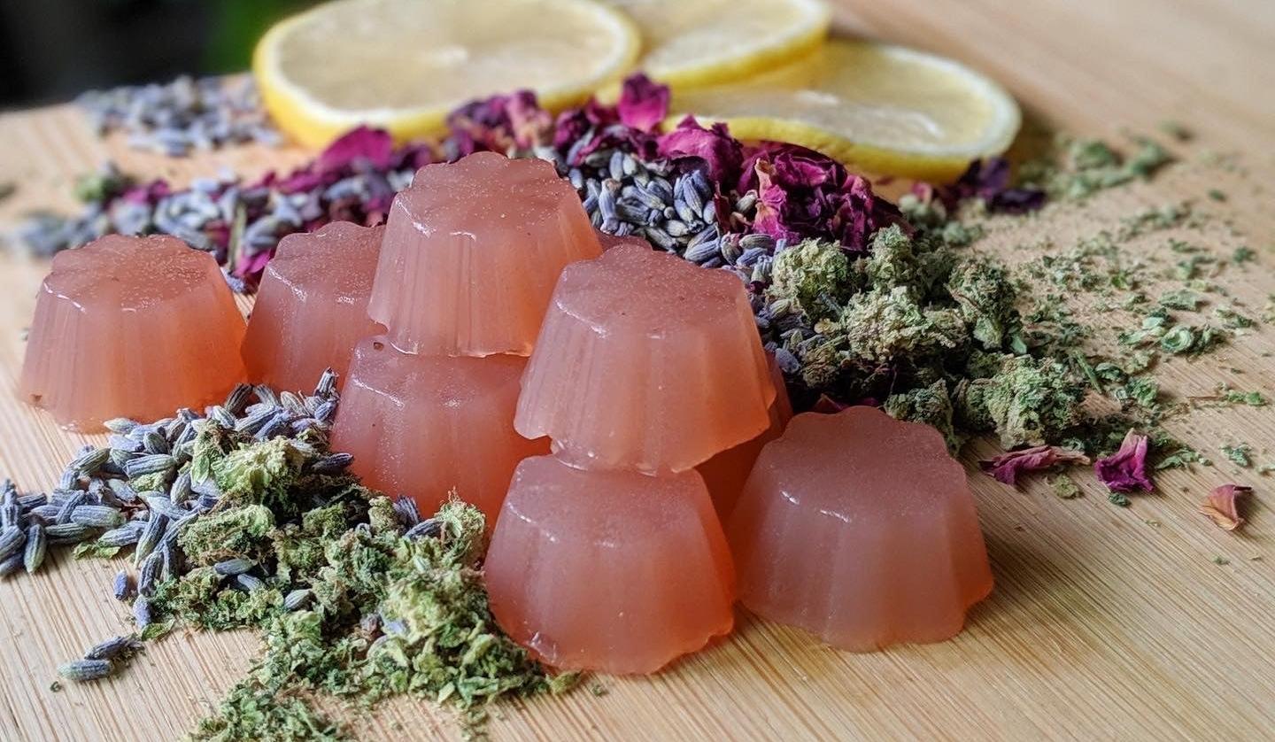 Is Sundial Growers a Good Invetment? (SNDL) Stock Forecast for 2025