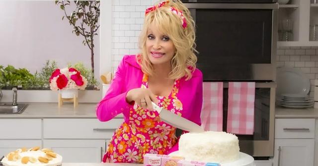 Dolly Parton and her Duncan Hines cake mixes