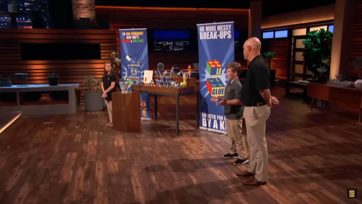 pn/cacfca be b e afaebd