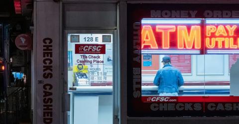 pn//uploads/c ef eef eaebb__