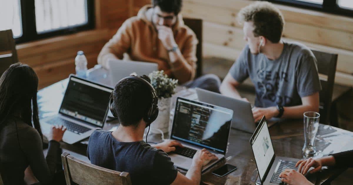 pn//uploads/f ede ee aa dbddc__