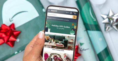 A person shopping on the Amazon app