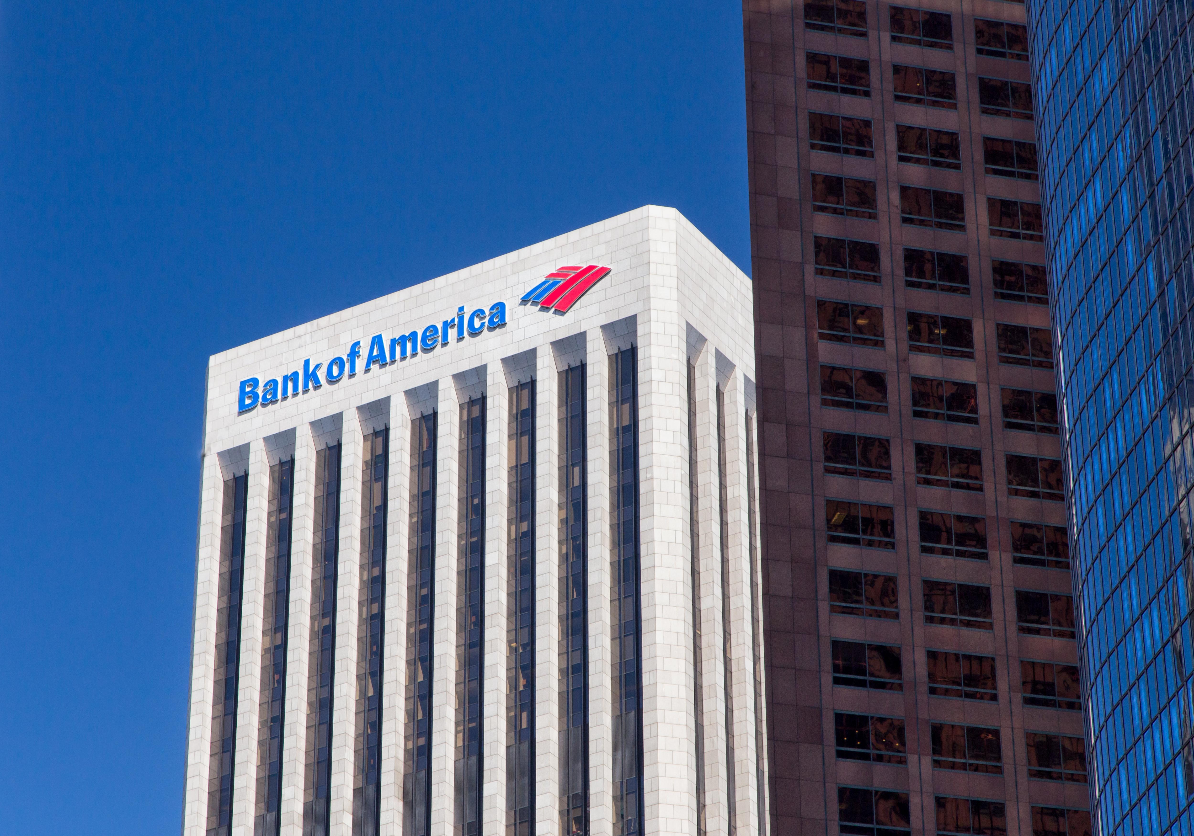 Bank of America Strong Q3 Earnings, Falling Rate Concerns