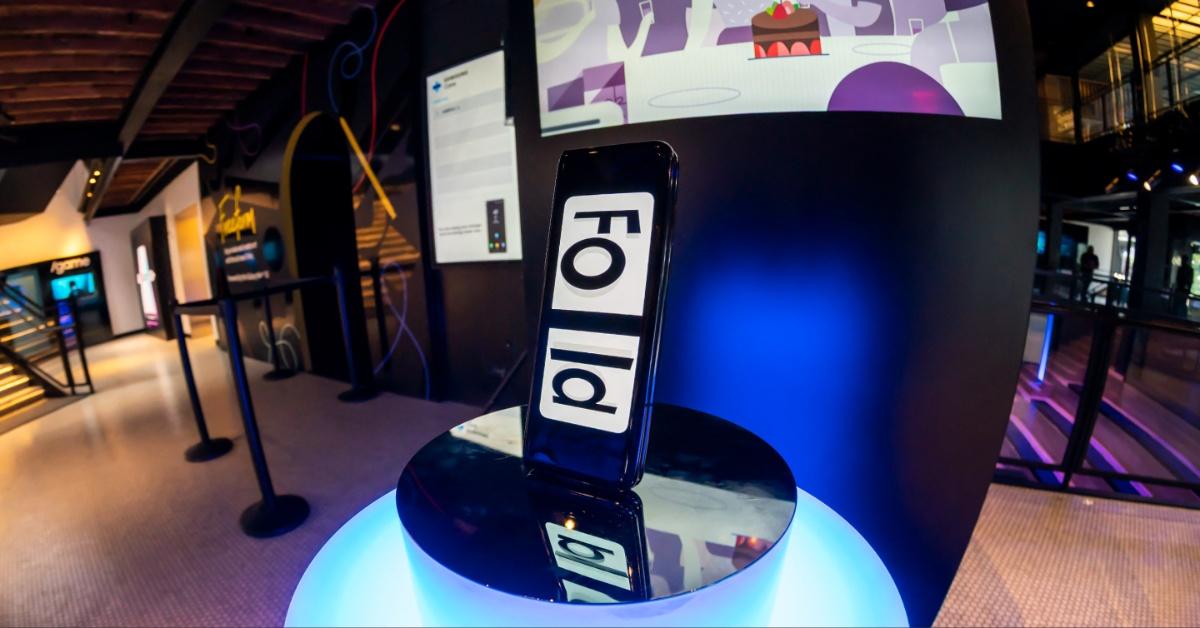 Samsung Fights Patent Infringement Lawsuit Over Foldable Phone 