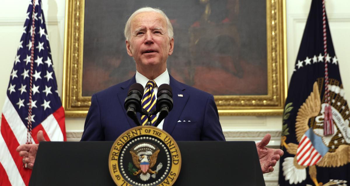 Lawmakers call upon Biden to extend pause on student loans