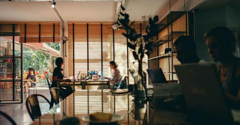 pn//uploads/db dc ee ddd edd__