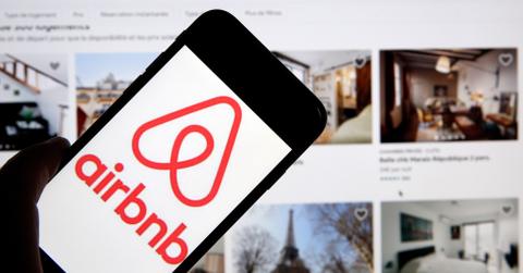 The Airbnb IPO Date and Price