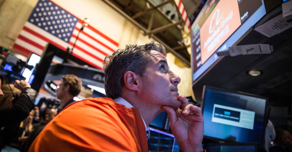 Should You Buy or Sell Alibaba (BABA) Stock? Reddit Traders Weigh In