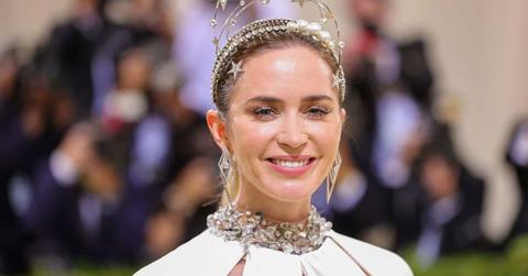 pn//uploads/fb d ee bd defbc__