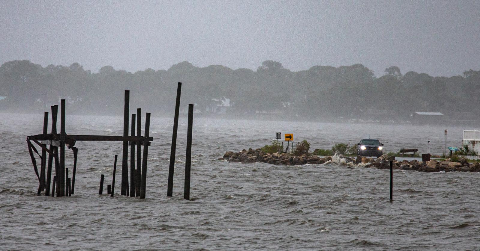 What Are the Top Stocks That Benefit From Hurricanes?