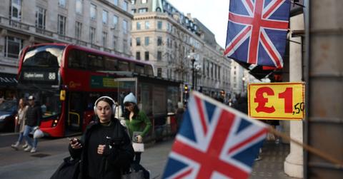 pn//uploads/ab f ee ace afd__