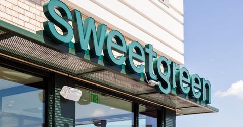 Sweetgreen sign