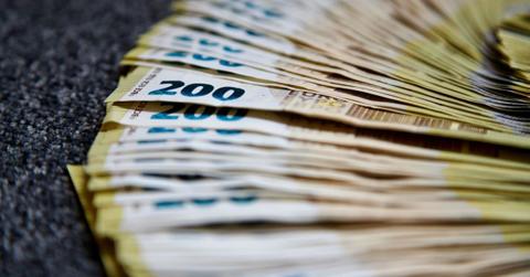 pn//uploads/bac ea ee dedabbe__