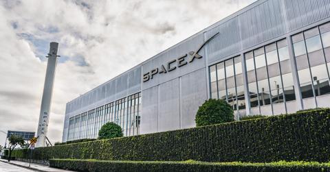 how to invest in spacex