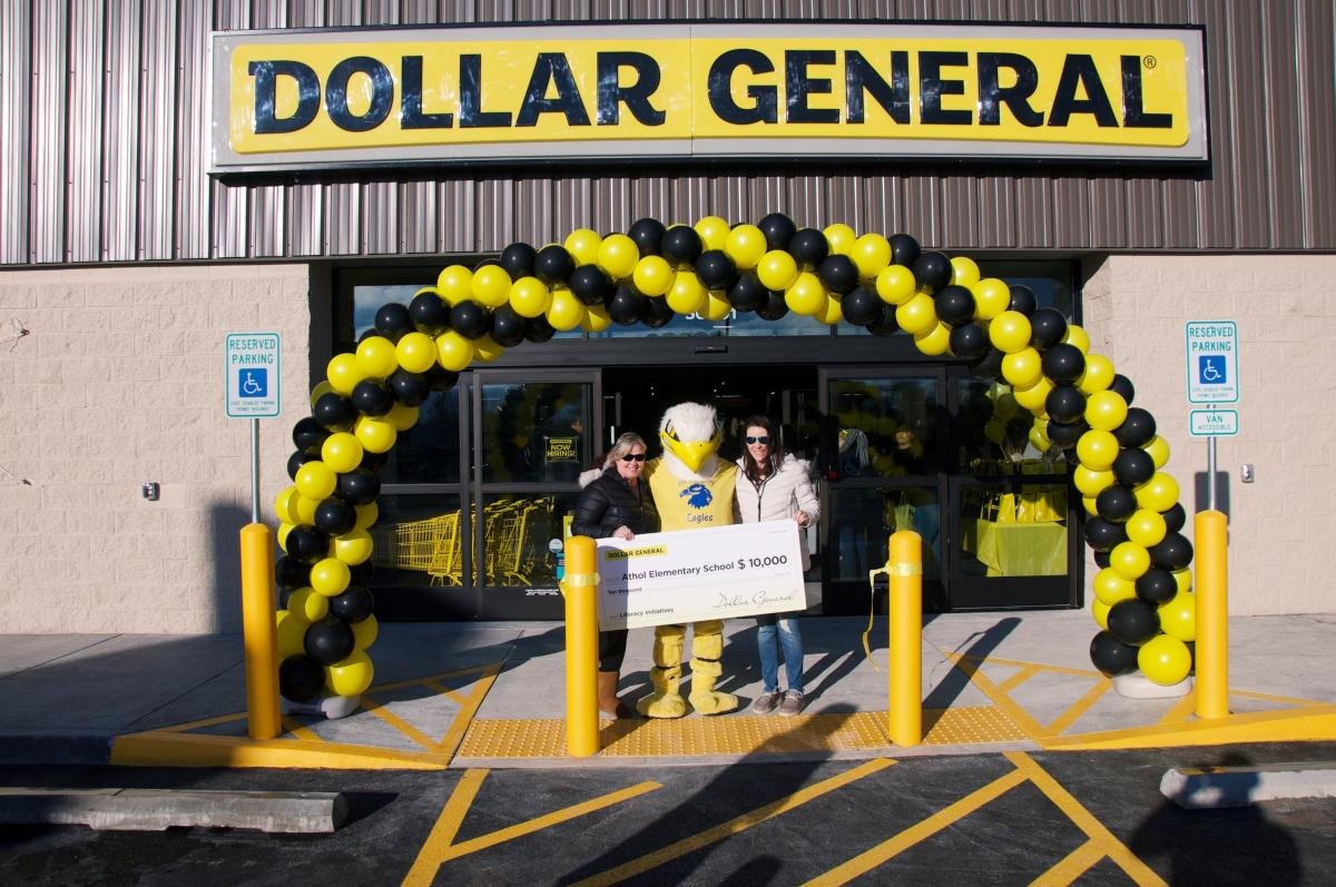 does china owns dollar general