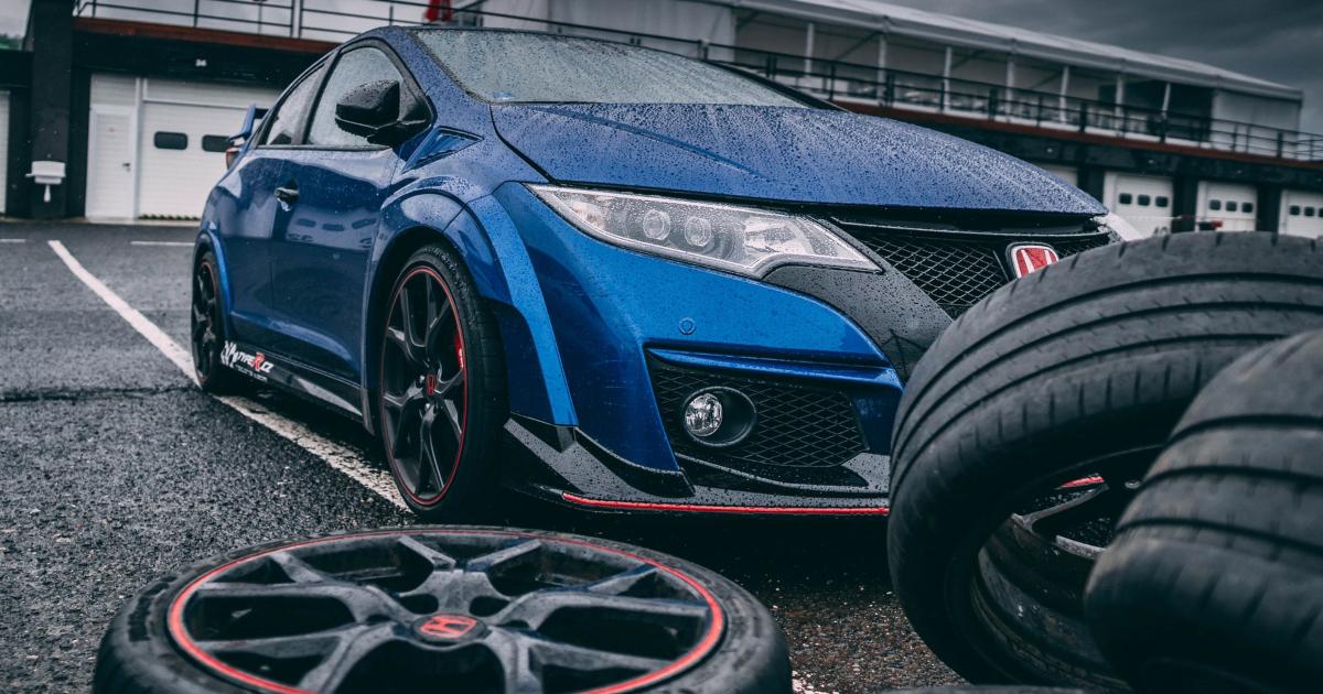 Blue car with tires 