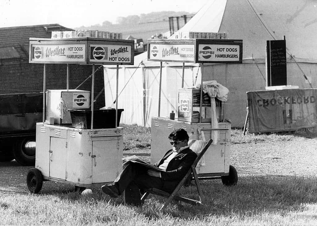 pn/edffff ecd d ad ceede