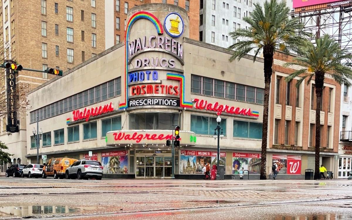 Outdated Walgreens storefront