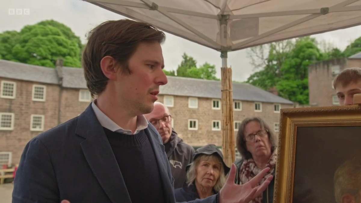 pn/adae b f be cedee