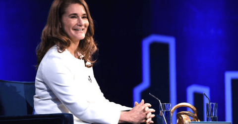 pn//uploads/fccf b ee eec__