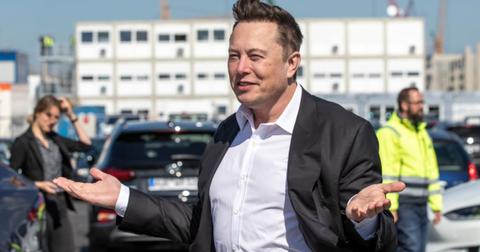 does-tesla-stock-price-makes-sense-1608555406825.jpg