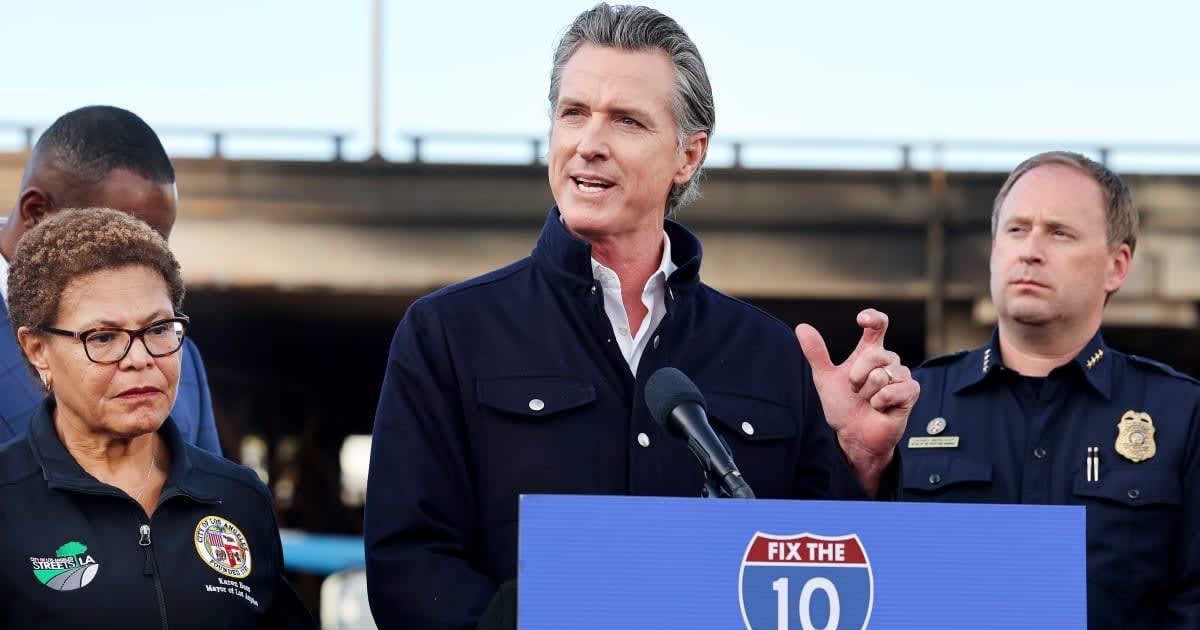 pn//uploads/cce aa f ed fcfc__