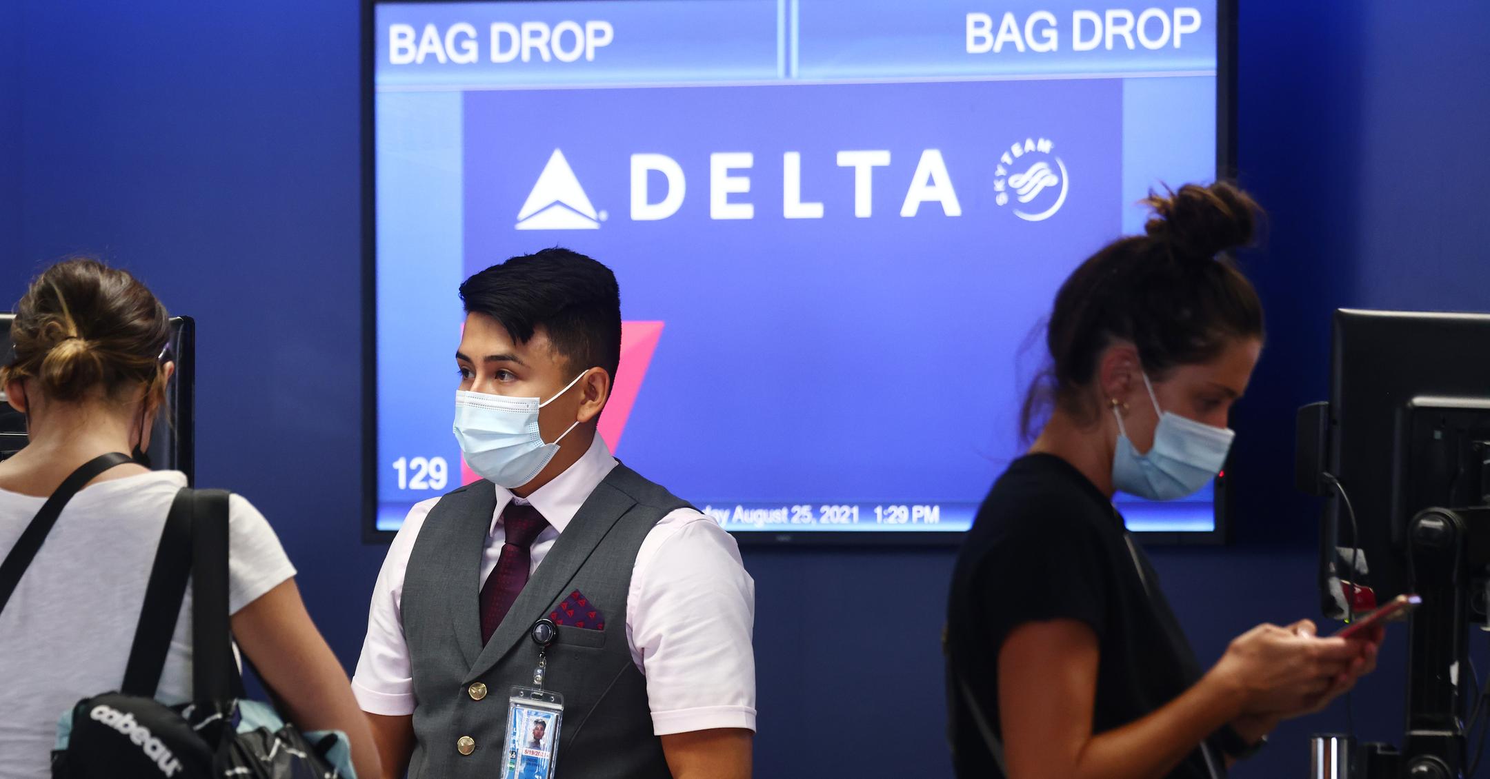 How Much Do Flight Attendants Make? Delta Is Hiring Flight Attendants