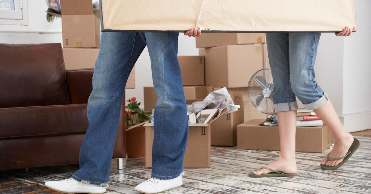 Moving Back in With Your Parents? 5 Tips to Smoothly Adjust - Vimarsana News