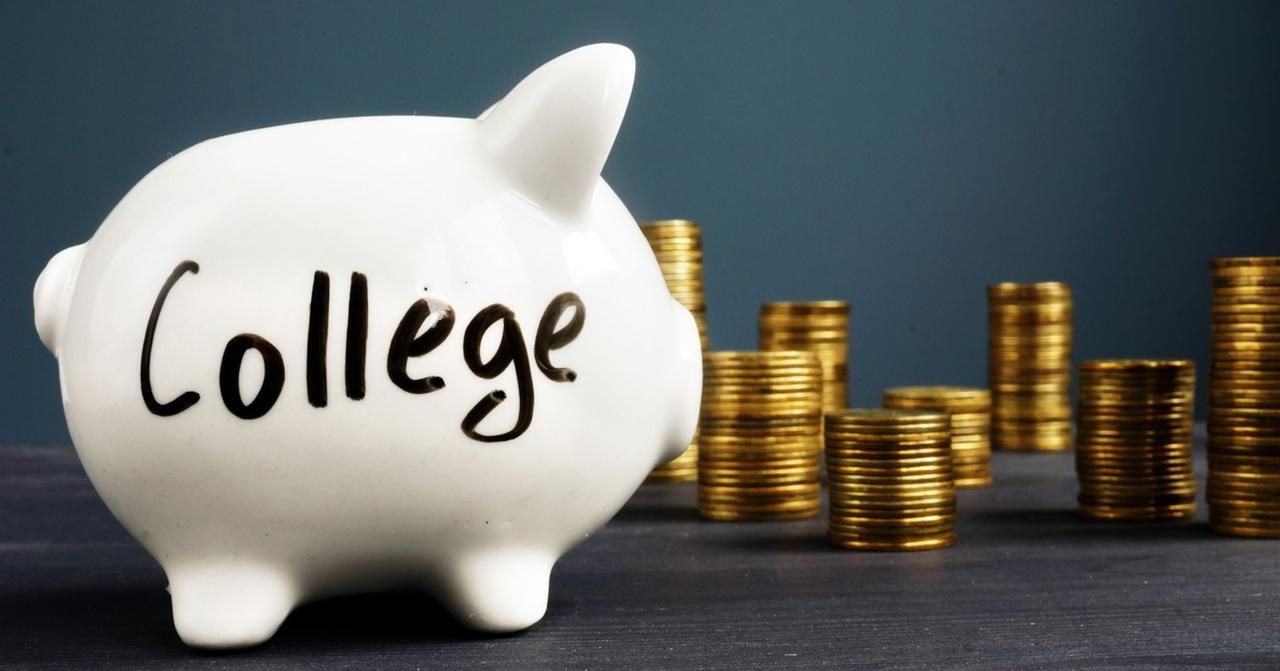 How to Save for a College Fund — 4 Simple Ways to Succeed
