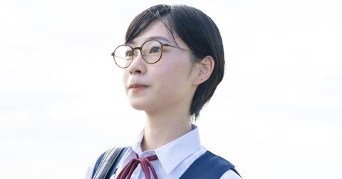 Women Allegedly Banned From Wearing Glasses to Work in Japan