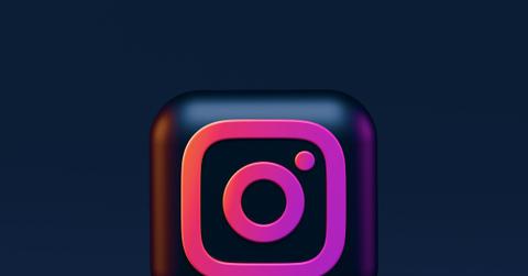 Instagram Dark Mode 3D icon concept