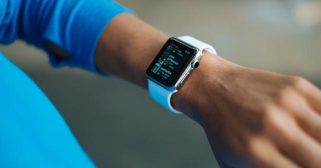 rate of apple smart watch