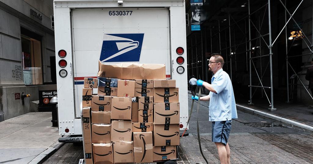 How Can I Buy Amazon Return Pallets? Process, Explained