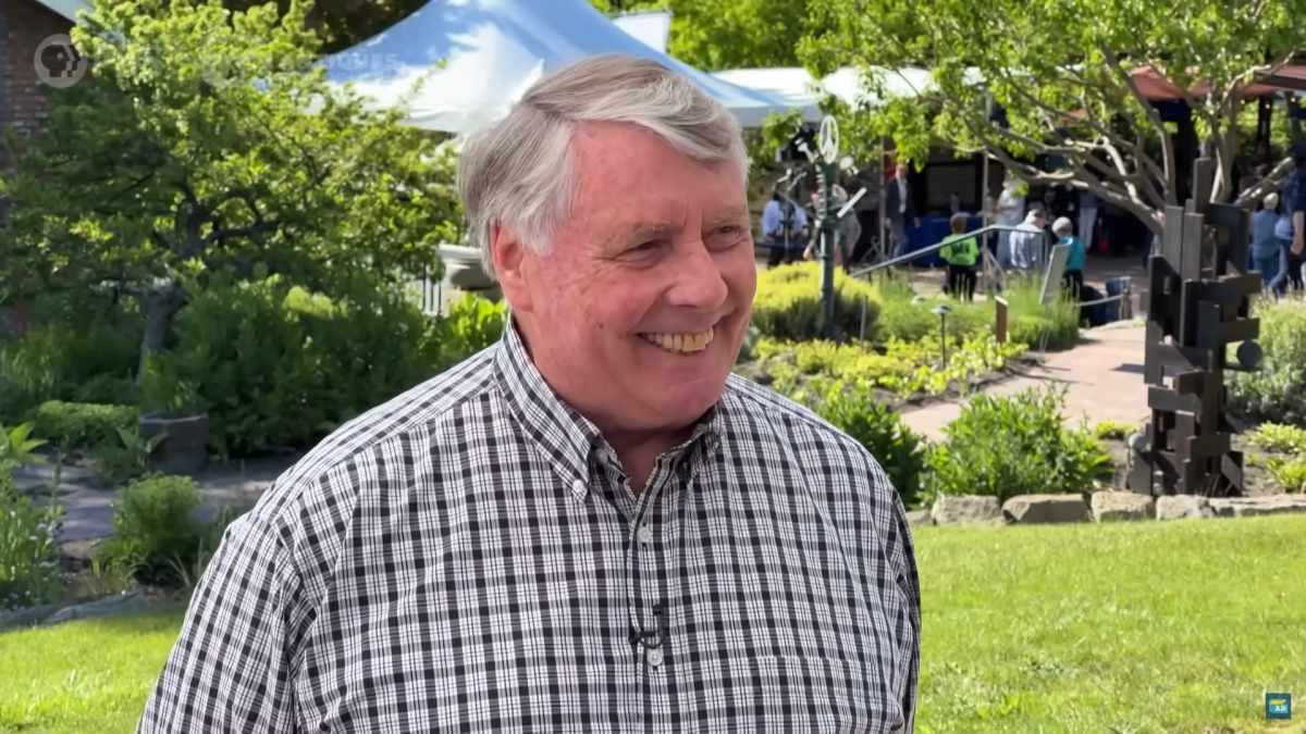 pn/efca b d aaf defc