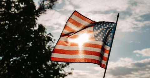 pn//uploads/d e ee ec fba__