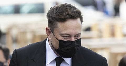 Elon Musk wearing a mask