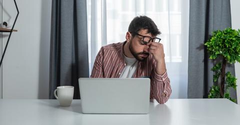 A millennial looking at investment account data