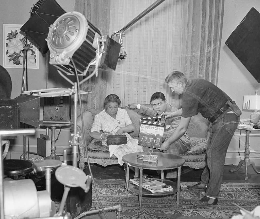 pn/feeb e cfc d faedcf