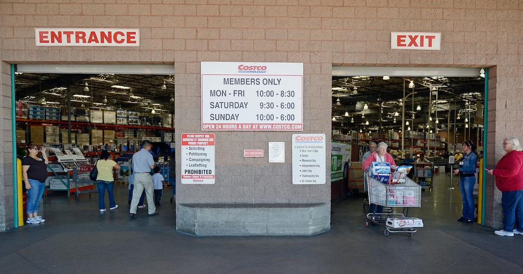 Costco 40th Anniversary Scam Targets Shoppers Through Promotions