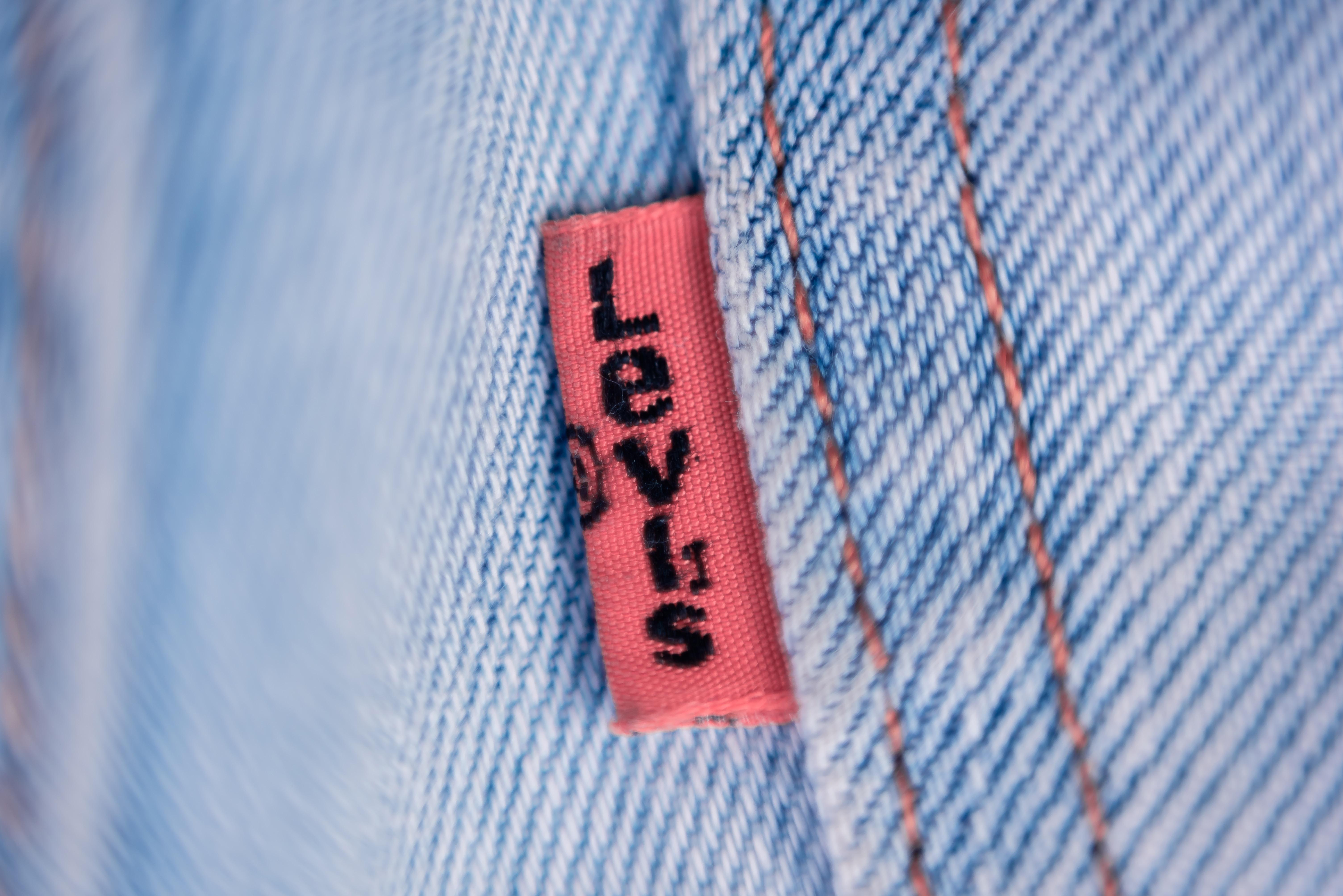 uploads///levis