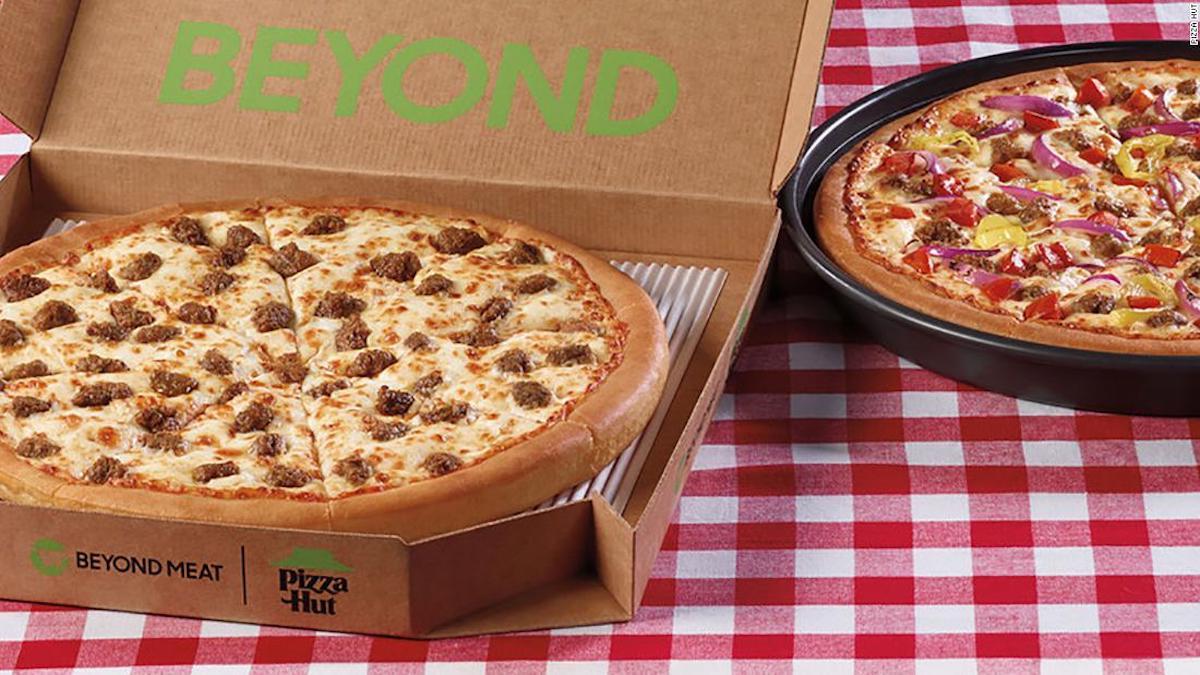 beyond meat pizza hut