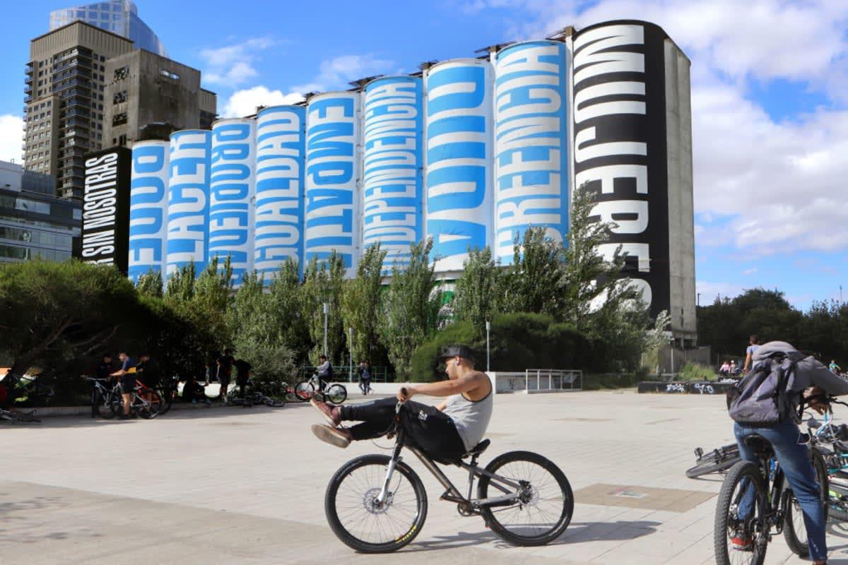 pn/abec ae b bb aedfef