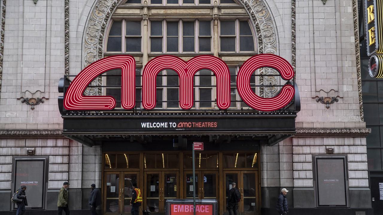 Amc Stock / Avoid AMC Stock As CEO Relishes Meme Lord ...