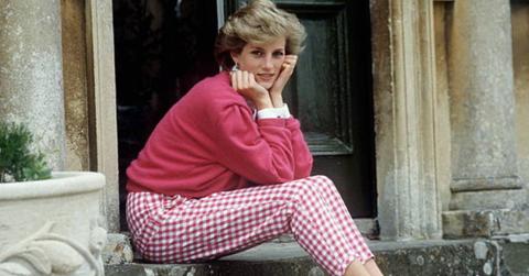 pn//uploads/ee ee add fdbff__