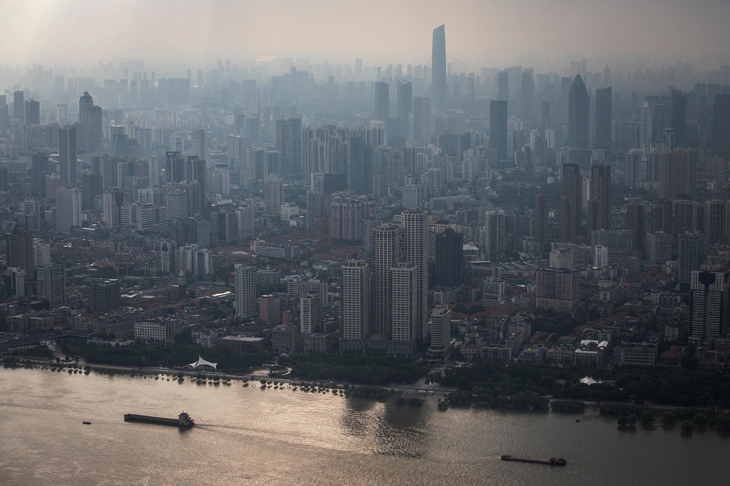 Chinese property development in Wuhan cityscape