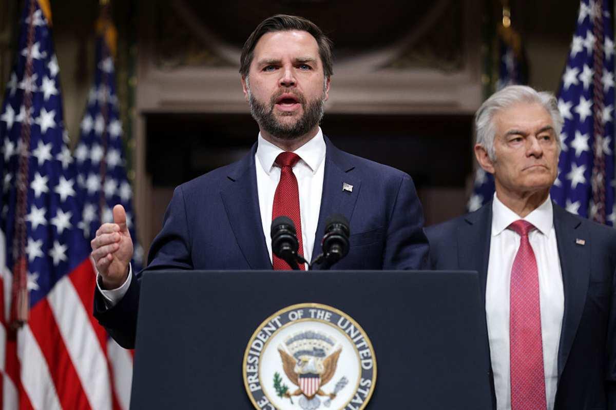 pn/adba e e abe caddfd