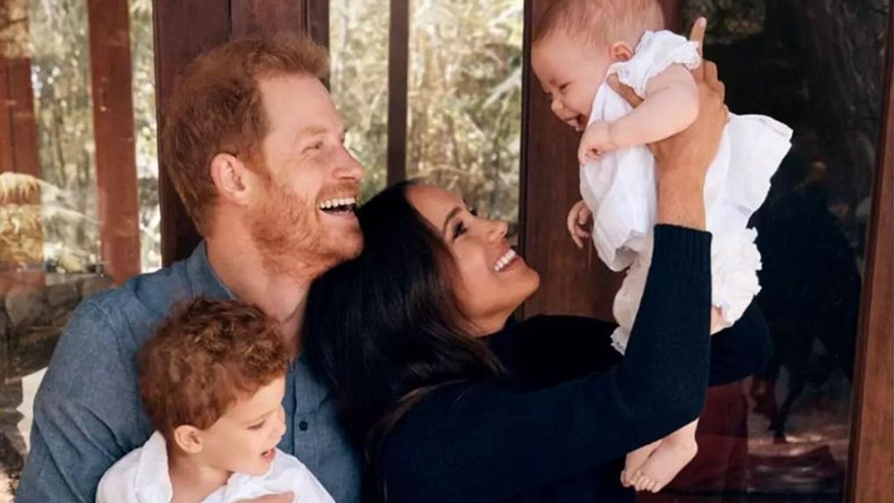 Prince Harry with his wife and kids