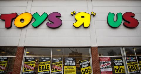 Toys "R" Us storefront