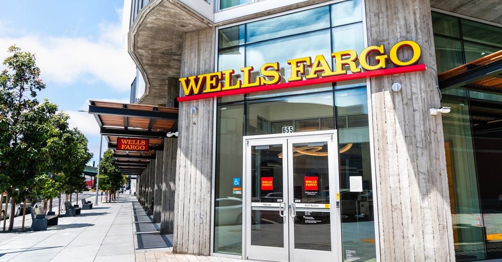 Where Do Banks Invest Their Money to Earn